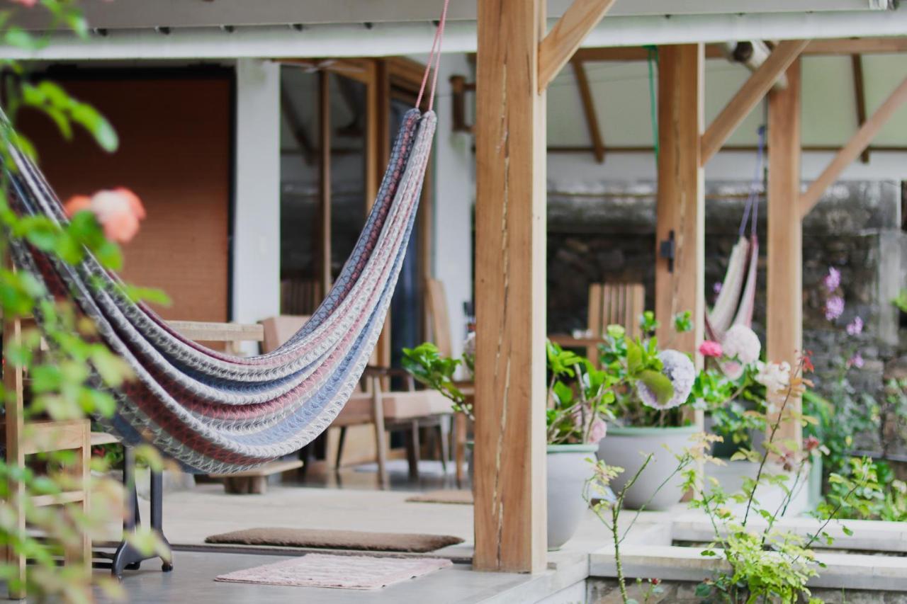 The One Ella Bed and Breakfast Buitenkant foto